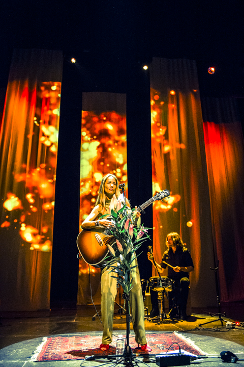 Heather Nova Mishka, picture 10, photographed by Geert Pieters - FrontView Magazine