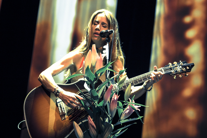 Heather Nova Mishka, picture 12, photographed by Geert Pieters - FrontView Magazine