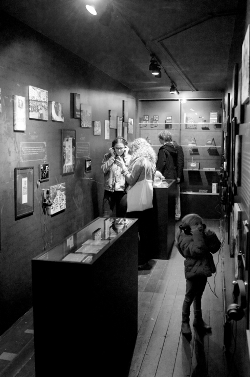 Regi Albumlancering @ Boutique Tomorrowland Antwerpen, picture 4, photographed by Bart Baevegems - FrontView Magazine