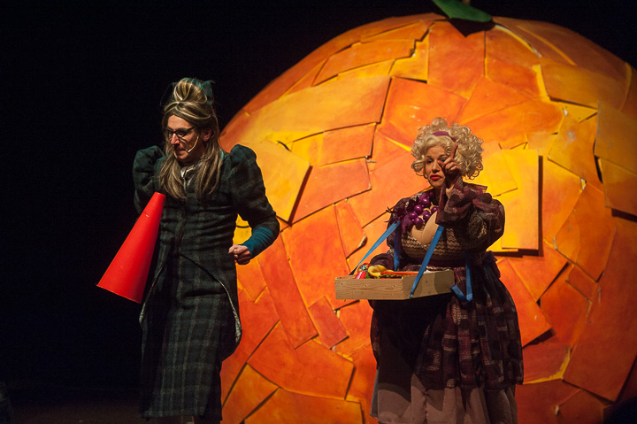 De Reuzenperzik Uitgezonderd Theater!, foto 11, foto's door Goele Bormans - FrontView Magazine