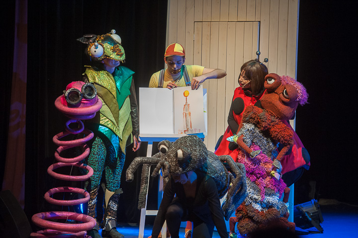 De Reuzenperzik Uitgezonderd Theater!, foto 35, foto's door Goele Bormans - FrontView Magazine