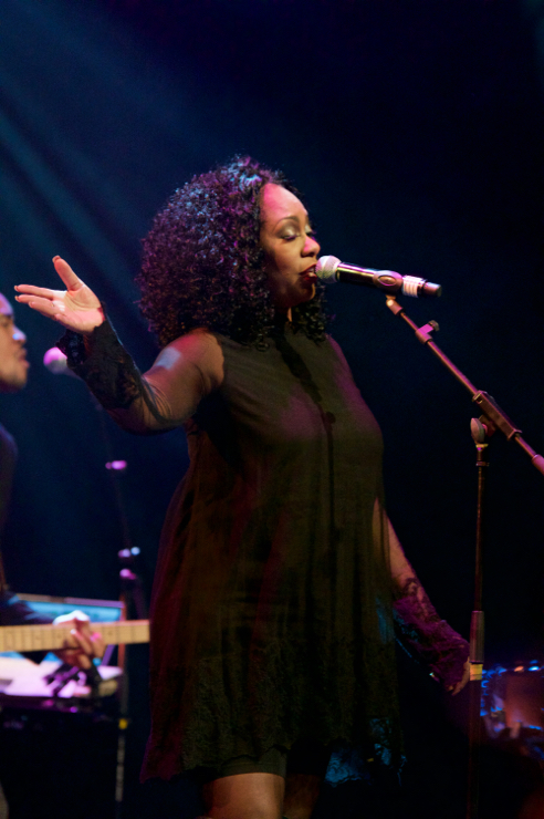 Sheila E. @ De Effenaar Eindhoven, picture 10, photographed by Bart Baevegems - FrontView Magazine