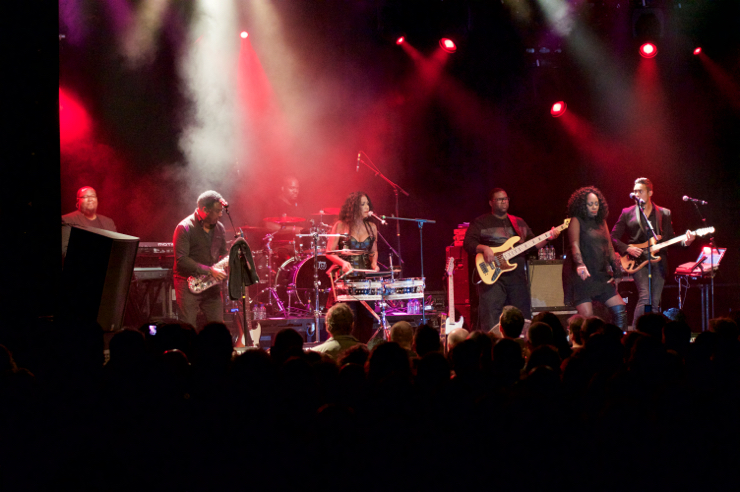 Sheila E. @ De Effenaar Eindhoven, picture 28, photographed by Bart Baevegems - FrontView Magazine