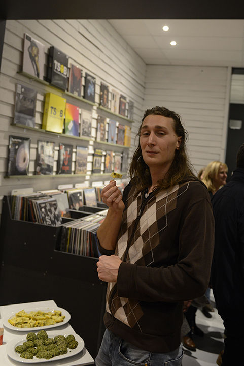 (Her)opening Bilbo Records Leuven @ Bilbo, picture 5, photographed by Bart Scholliers - FrontView Magazine