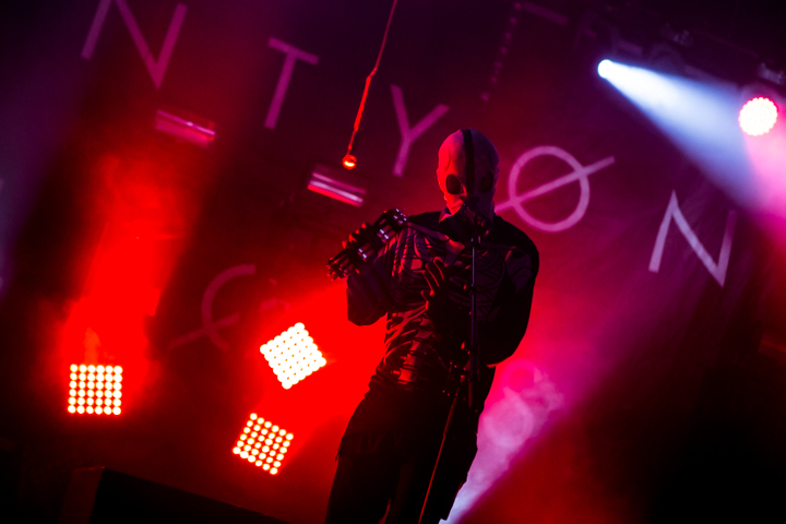 Twenty One Pilots @ Trix, picture 5, photographed by Dorien Goetschalckx - FrontView Magazine