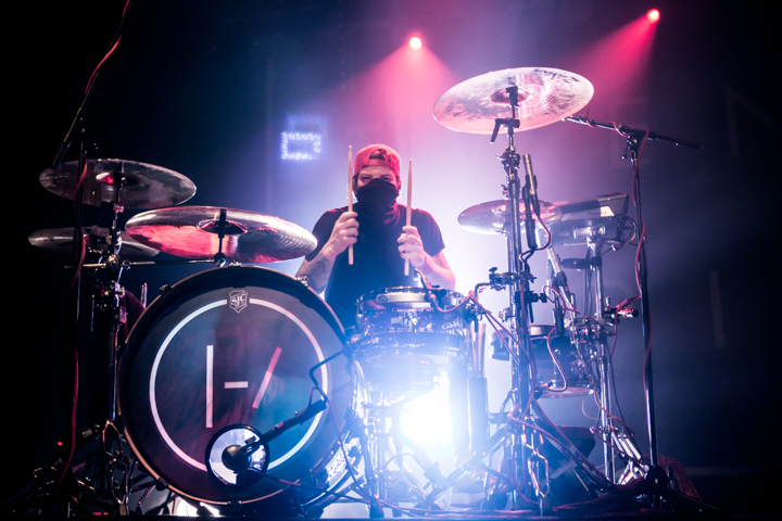 Twenty One Pilots @ Trix, picture 15, photographed by Dorien Goetschalckx - FrontView Magazine