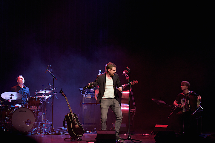 Jelle Cleymans - Napoleon XXIII @ CC Merksem, foto 1, foto's door James Van Roosbroeck - FrontView Magazine