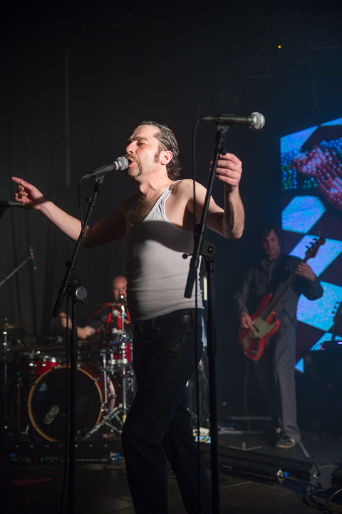 Bevergem presentatie dvd-box & concert @ De Kreun in Kortrijk, picture 46, photographed by Guy Danneels - FrontView Magazine