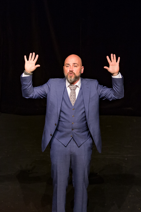 De Improfeten @ Fakkelteater Antwerpen, picture 2, photographed by Guy Danneels - FrontView Magazine