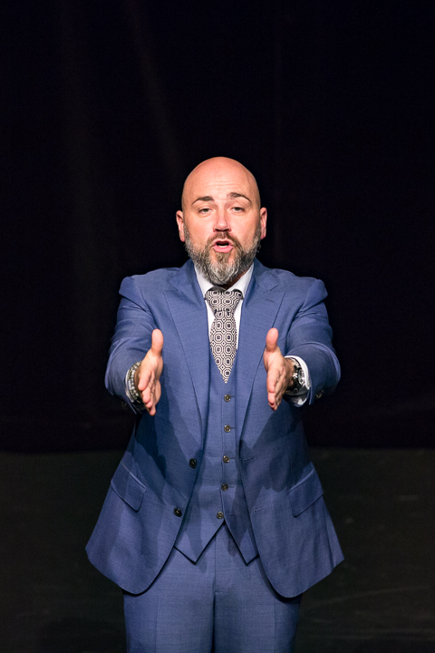 De Improfeten @ Fakkelteater Antwerpen, picture 7, photographed by Guy Danneels - FrontView Magazine