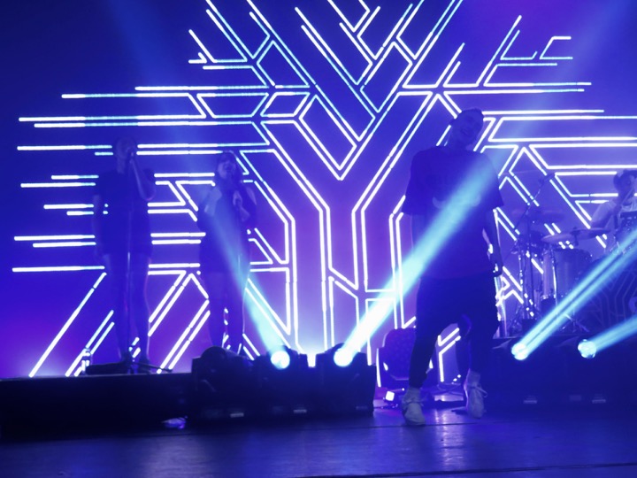 Years & Years @ Trix Antwerpen, picture 19, photographed by Pascal Liagre - FrontView Magazine