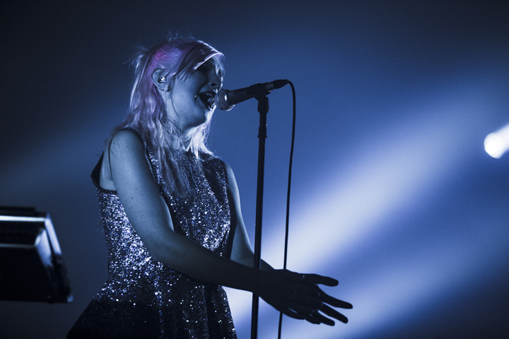 Alice On The Roof @ Ancienne Belgique, picture 8, photographed by Geert Pieters - FrontView Magazine