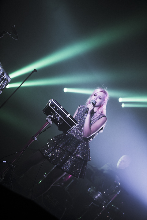 Alice On The Roof @ Ancienne Belgique, picture 14, photographed by Geert Pieters - FrontView Magazine