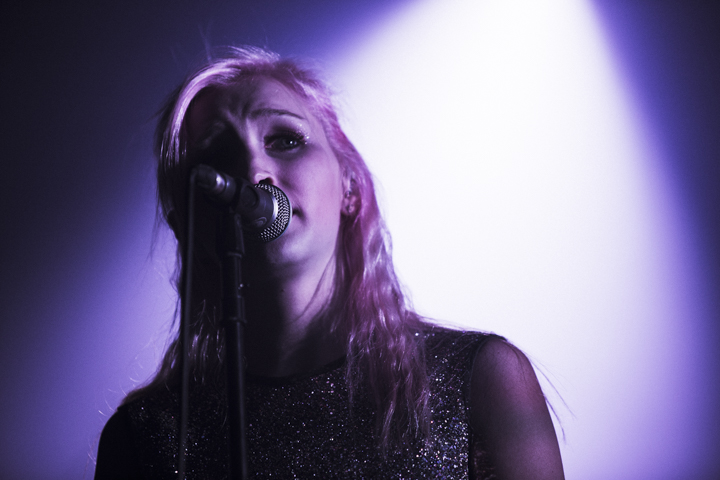 Alice On The Roof @ Ancienne Belgique, picture 21, photographed by Geert Pieters - FrontView Magazine