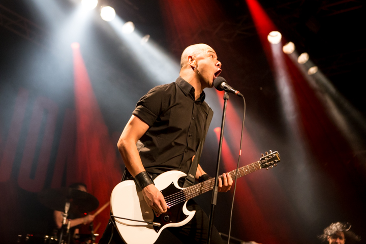 Danko Jones @ Speedfest 2015, picture 7, photographed by Dorien Goetschalckx - FrontView Magazine