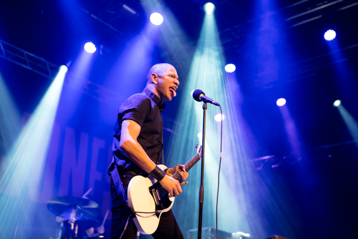 Danko Jones @ Speedfest 2015, picture 10, photographed by Dorien Goetschalckx - FrontView Magazine