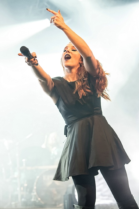 Epica @ Epic Metal Fest, picture 4, photographed by Edwin Houdevelt - FrontView Magazine