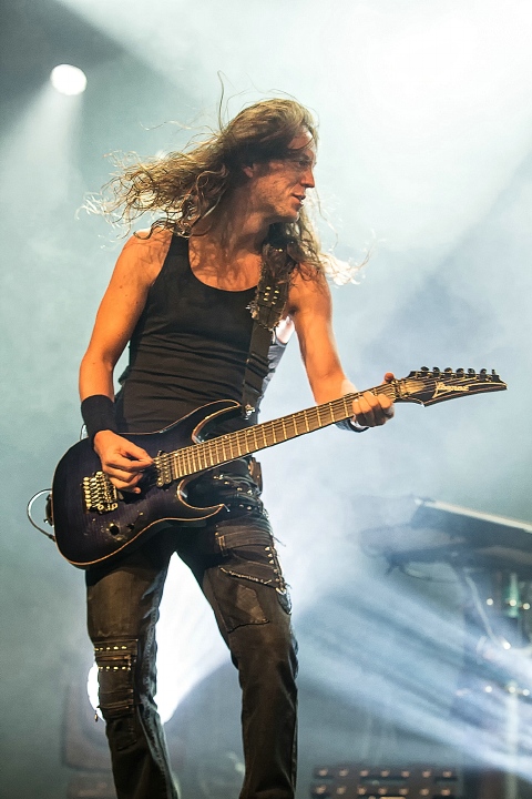 Epica @ Epic Metal Fest, picture 6, photographed by Edwin Houdevelt - FrontView Magazine