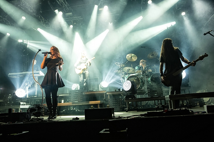 Epica @ Epic Metal Fest, picture 35, photographed by Edwin Houdevelt - FrontView Magazine