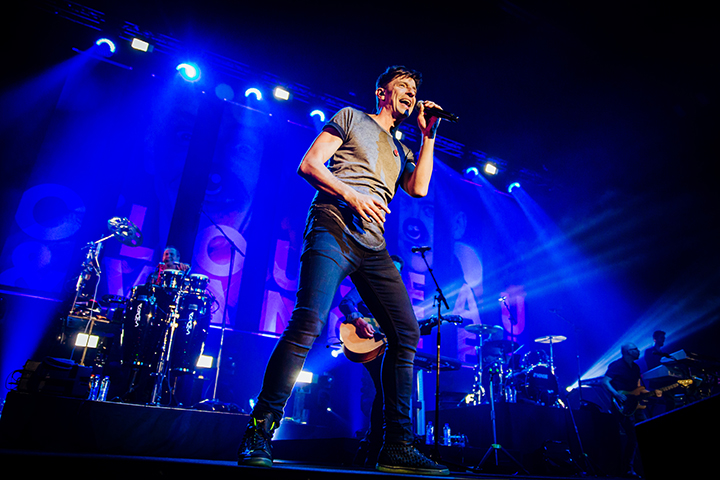 Clouseau & Van Geel @ Lotto Arena, foto 1, foto's door Elke Briers - FrontView Magazine