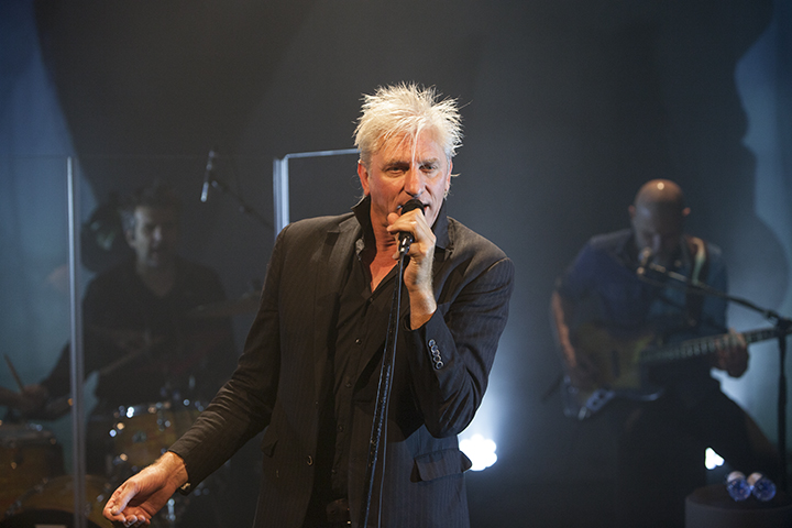 Rick de Leeuw "De parels en de zwijnen" @ De Arenbergschouwburg., picture 2, photographed by Frank Lambrechts - FrontView Magazine