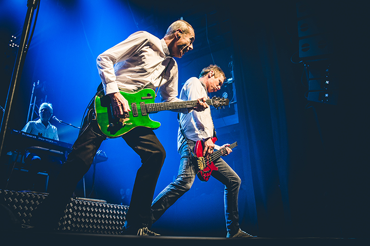 Status Quo @ 013 Tilburg, picture 2, photographed by Elke Briers - FrontView Magazine