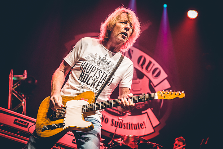 Status Quo @ 013 Tilburg, picture 19, photographed by Elke Briers - FrontView Magazine