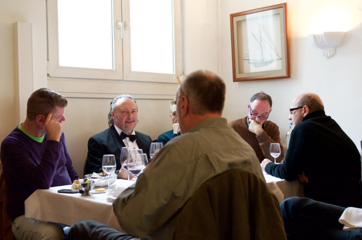 "UITSCHOT" setbezoek @ Antwerpen restaurant 'De Veehandel', foto 11, foto's door Bart Baevegems - FrontView Magazine