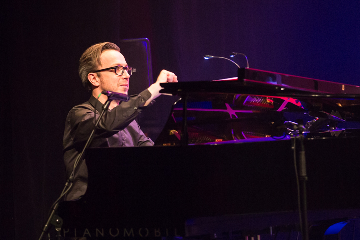 Hotel Vocal Special Edition @ Fakkelteater Antwerpen, picture 3, photographed by Guy Danneels - FrontView Magazine