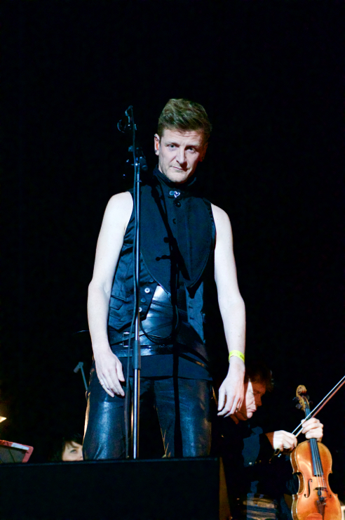 Ozark Henry Paramount @ Antwerpen Lotto Arena, picture 10, photographed by Bart Baevegems - FrontView Magazine