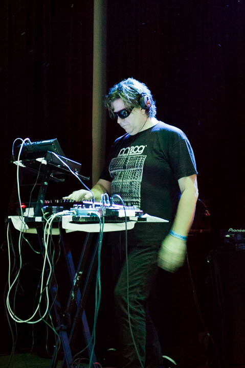Absolute Body Control @ De Casino, picture 8, photographed by Davy Vissers - FrontView Magazine