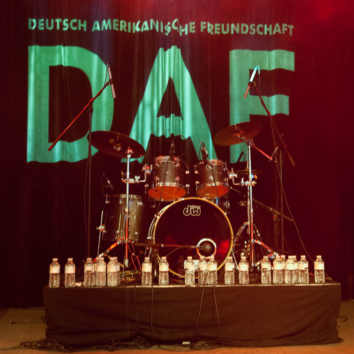 D.A.F. @ De Casino, picture 1, photographed by Davy Vissers - FrontView Magazine