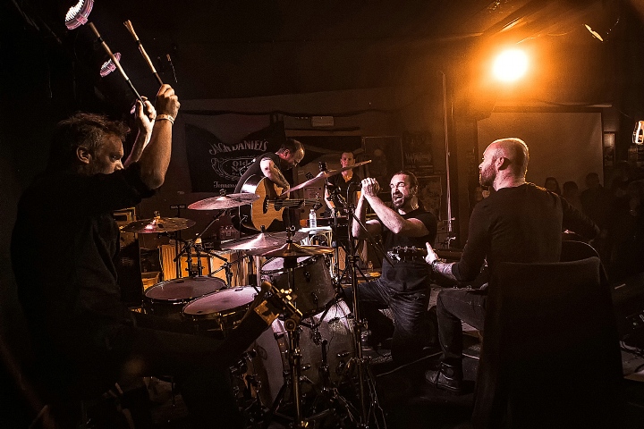 MaidenuniteD @ De Verlichte Geest, picture 1, photographed by Edwin Houdevelt - FrontView Magazine