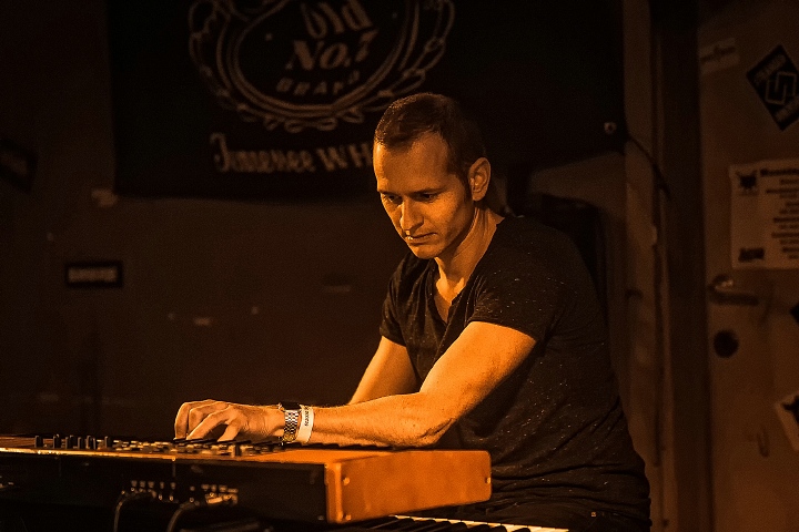 MaidenuniteD @ De Verlichte Geest, picture 5, photographed by Edwin Houdevelt - FrontView Magazine