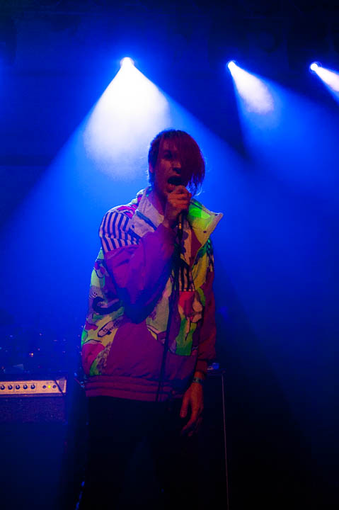 Onmens @ De Casino, picture 2, photographed by Davy Vissers - FrontView Magazine