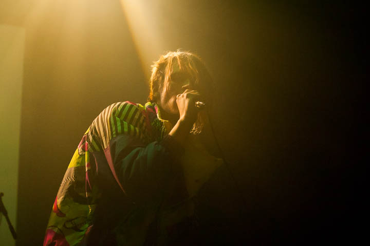 Onmens @ De Casino, picture 11, photographed by Davy Vissers - FrontView Magazine