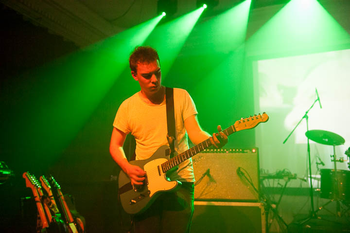 Onmens @ De Casino, picture 28, photographed by Davy Vissers - FrontView Magazine