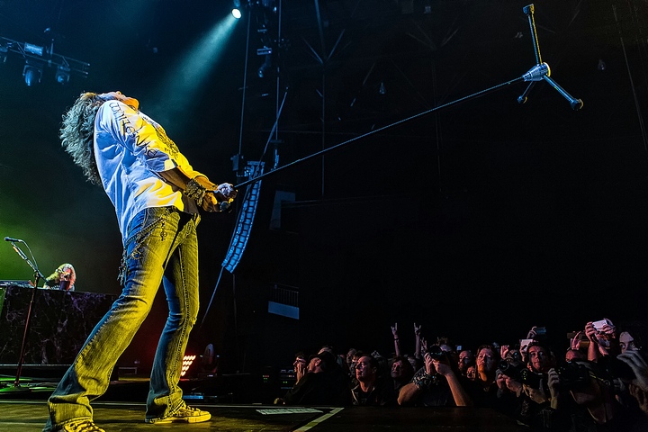 Whitesnake @ Vorst Nationaal, foto 9, foto's door Edwin Houdevelt - FrontView Magazine