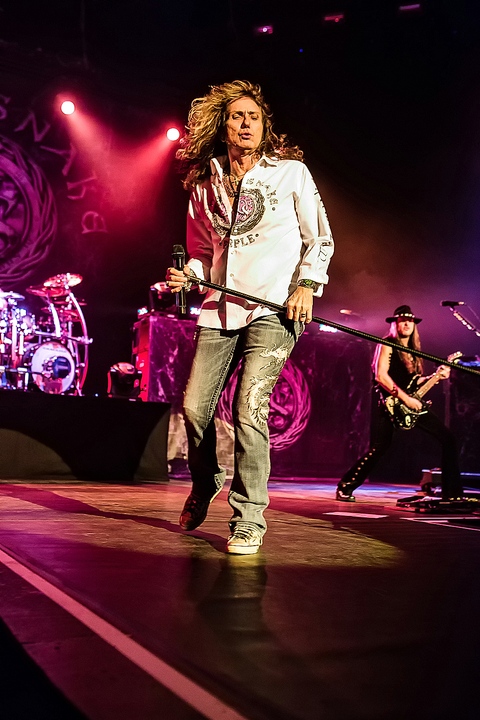 Whitesnake @ Vorst Nationaal, foto 17, foto's door Edwin Houdevelt - FrontView Magazine