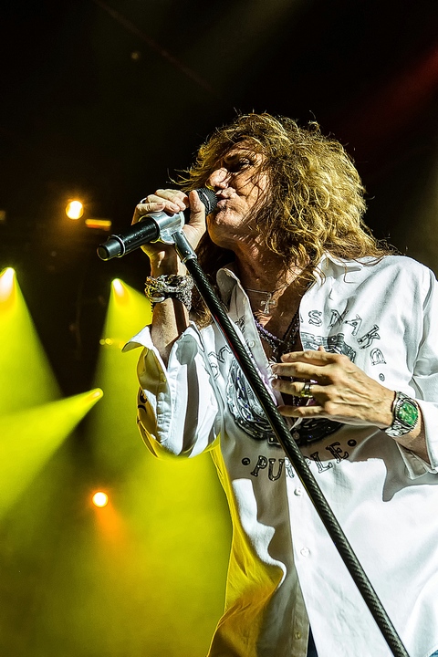 Whitesnake @ Vorst Nationaal, foto 21, foto's door Edwin Houdevelt - FrontView Magazine
