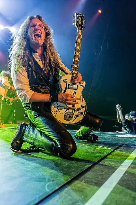 Whitesnake @ Vorst Nationaal, foto 23, foto's door Edwin Houdevelt - FrontView Magazine