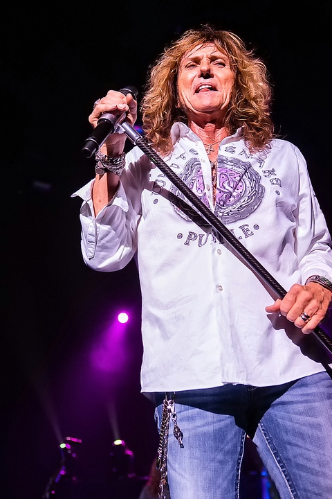 Whitesnake @ Vorst Nationaal, foto 51, foto's door Edwin Houdevelt - FrontView Magazine