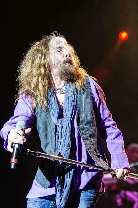 The Dead Daisies @ Vorst Nationaal, foto 3, foto's door Edwin Houdevelt - FrontView Magazine