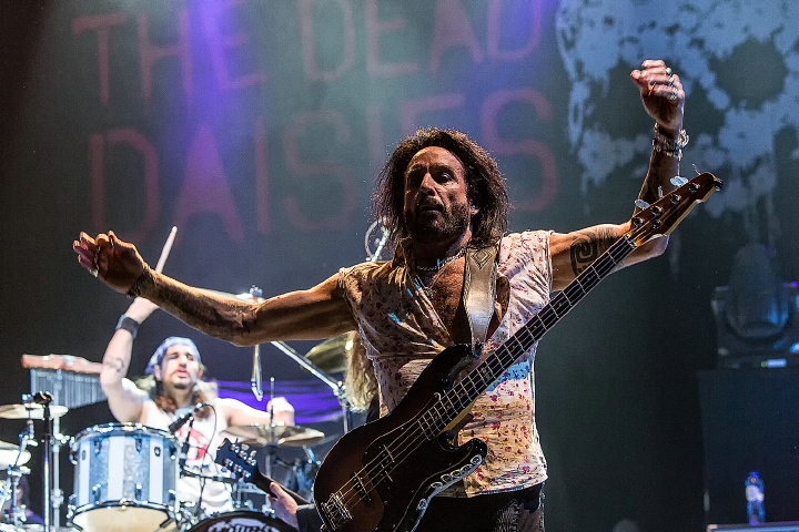 The Dead Daisies @ Vorst Nationaal, foto 15, foto's door Edwin Houdevelt - FrontView Magazine
