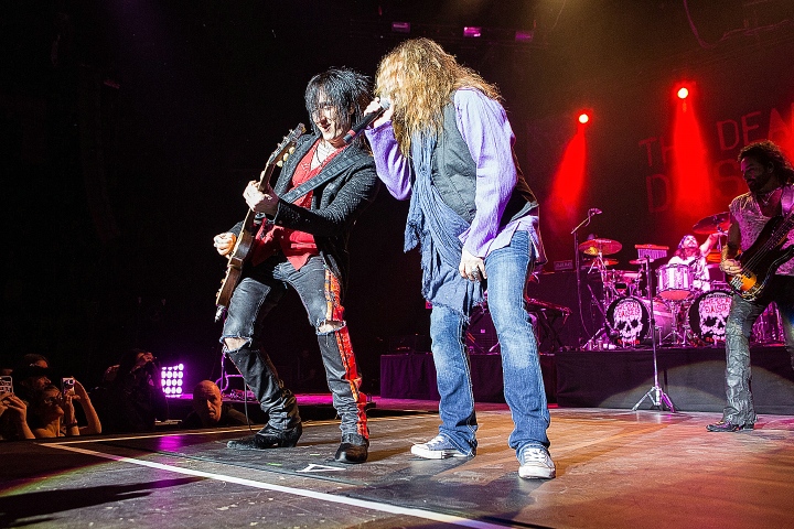 The Dead Daisies @ Vorst Nationaal, foto 21, foto's door Edwin Houdevelt - FrontView Magazine