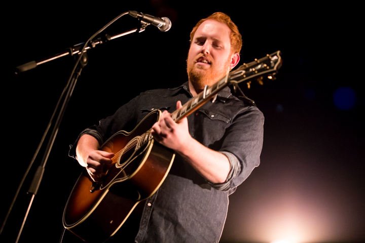 Gavin James @ 013, picture 7, photographed by Dorien Goetschalckx - FrontView Magazine