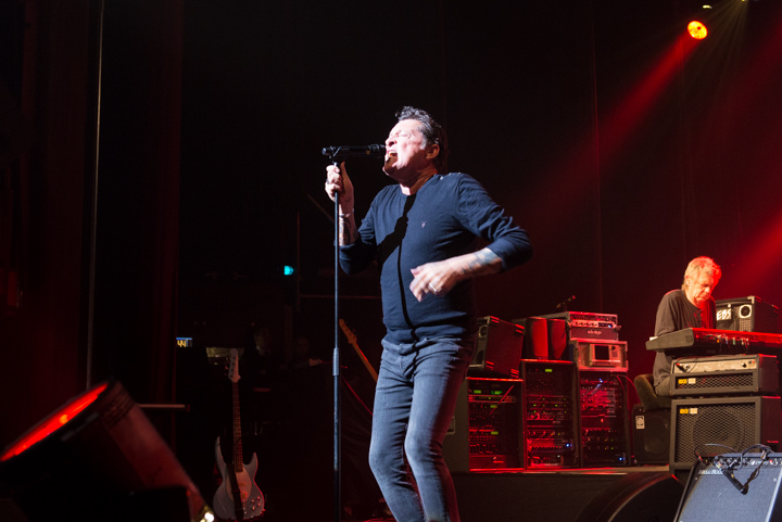 Golden Earring - 50-jarig On The Records jubileum @ Ancienne Belgique, picture 21, photographed by Johan Van Buggenhout - FrontView Magazine