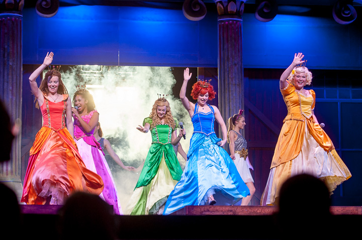 De Grote Sinterklaasshow 2016 @ Sportpaleis, foto 57, foto's door Dimitri Vanlommel - FrontView Magazine