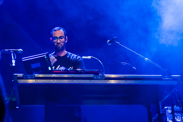 De Jeugd van Tegenwoordig @ Effenaar, picture 6, photographed by Erwin Evrard - FrontView Magazine