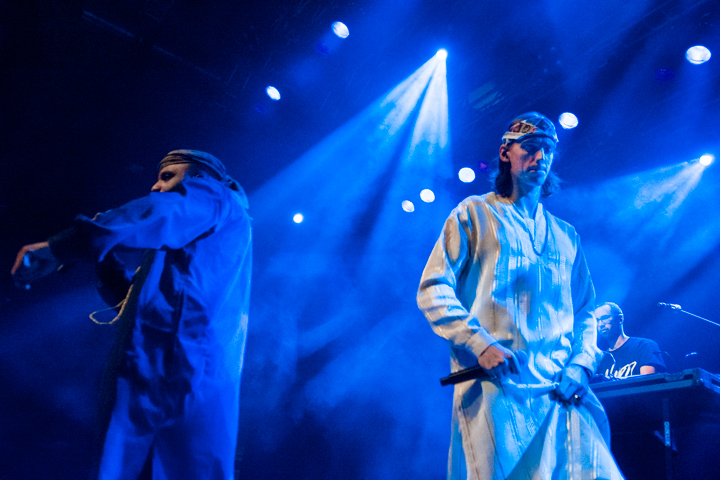 De Jeugd van Tegenwoordig @ Effenaar, picture 11, photographed by Erwin Evrard - FrontView Magazine
